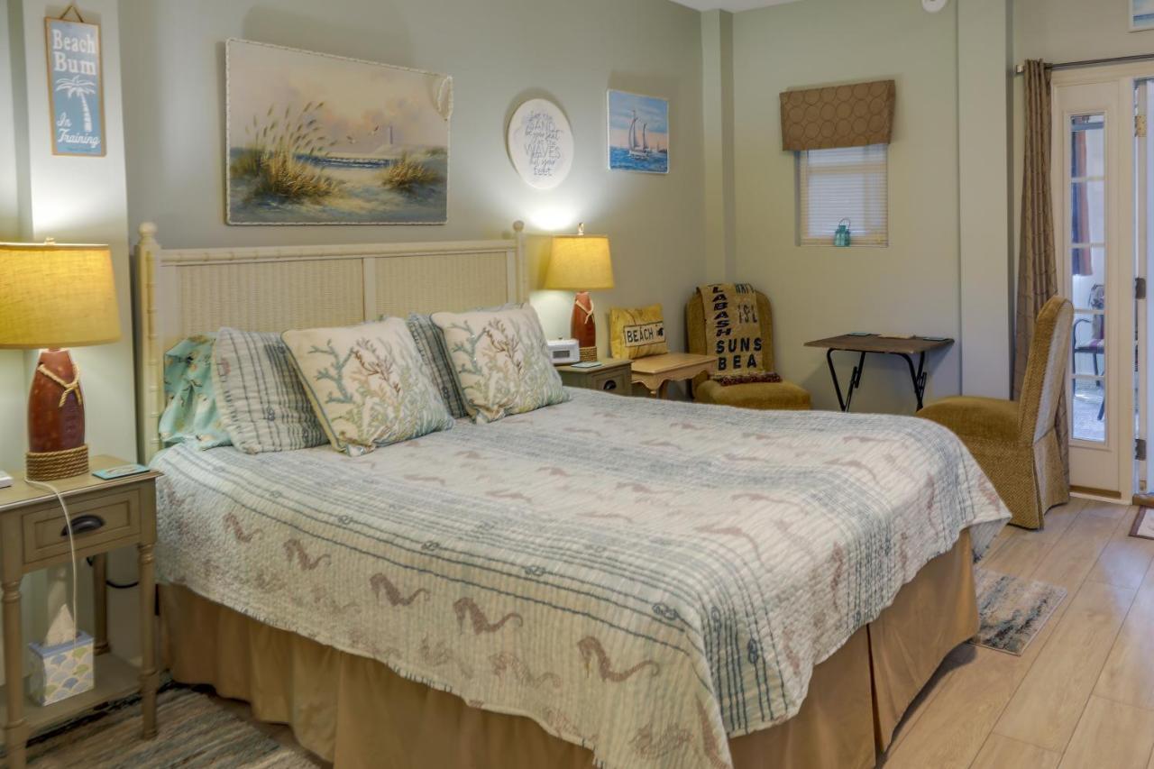 Sneads Ferry Vacation Rental Studio With Water Views Extérieur photo