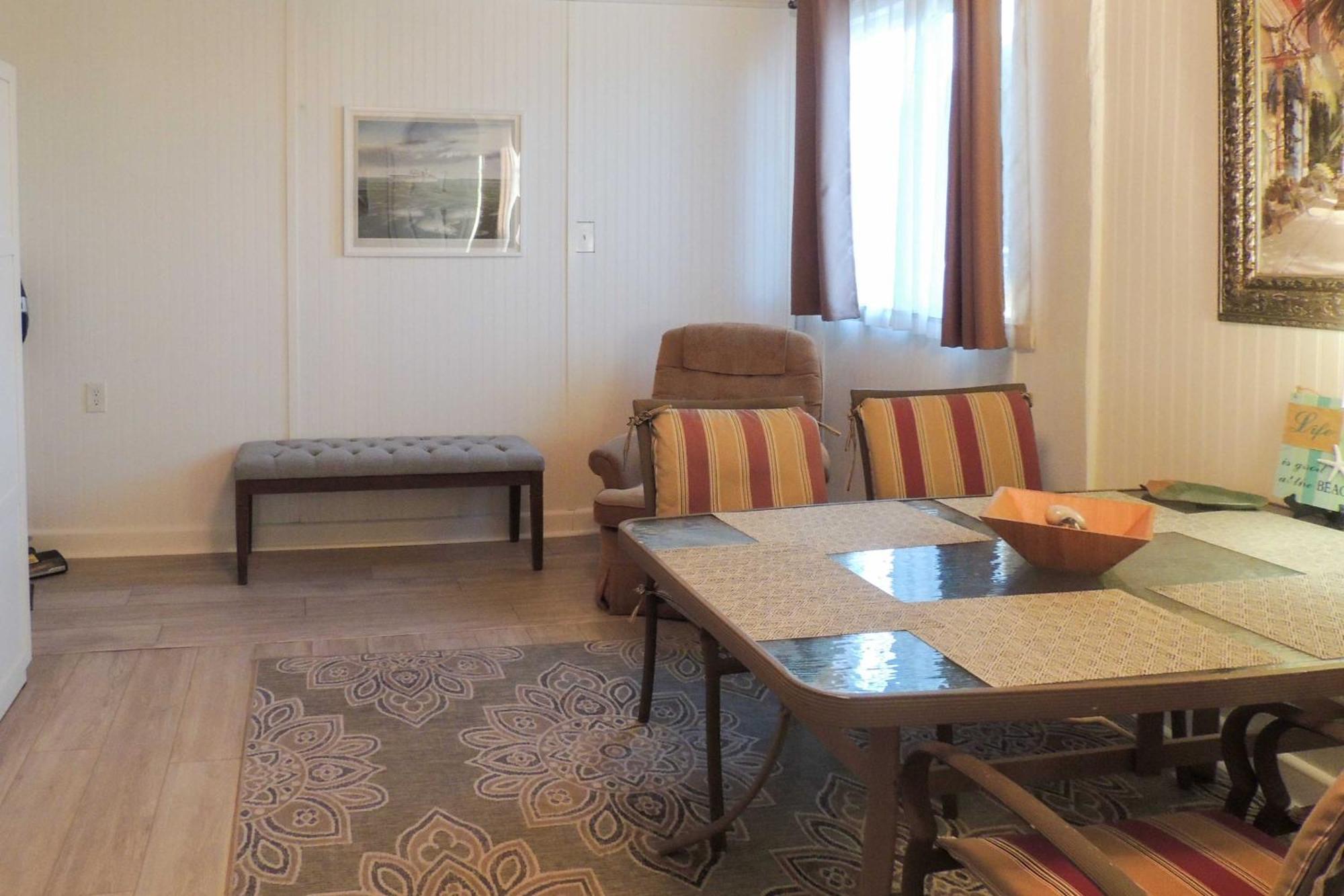 Sneads Ferry Vacation Rental Studio With Water Views Extérieur photo